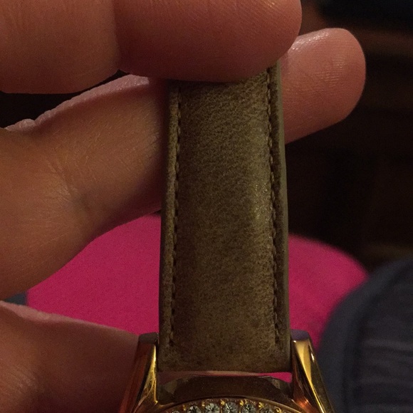 Light Brown Fossil Watch - Picture 2 of 3